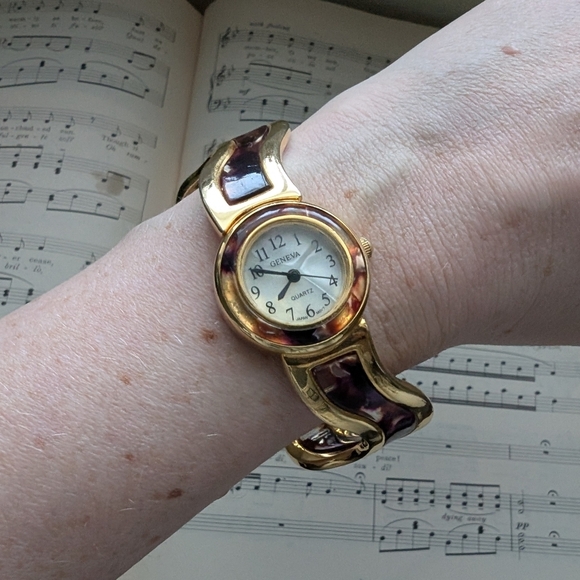 Geneva Gold Bangle Watch - Picture 6 of 14